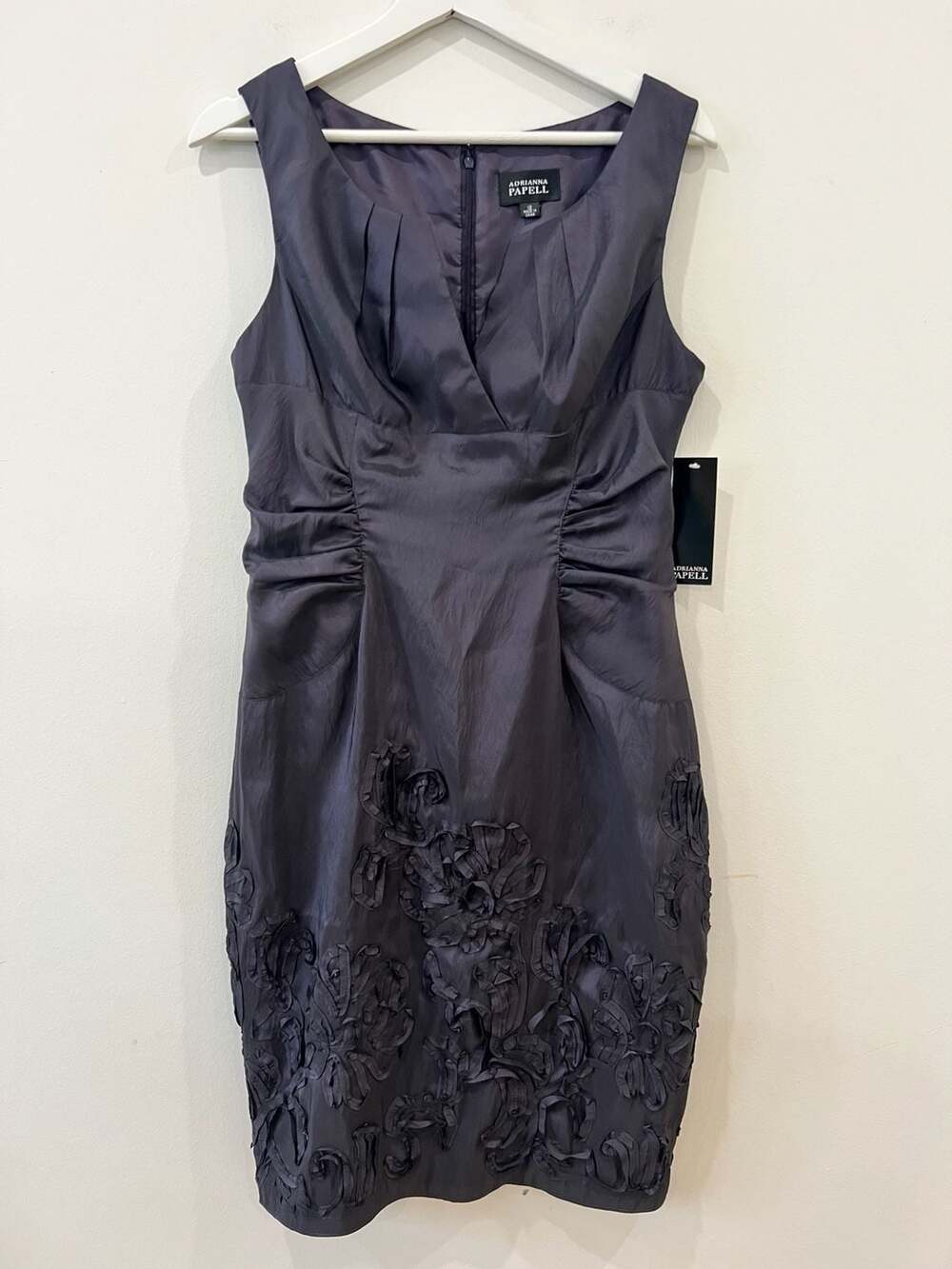 Adrianna Papell Women's Sleeveless Sheath Cocktail Dress with Floral Applique 12